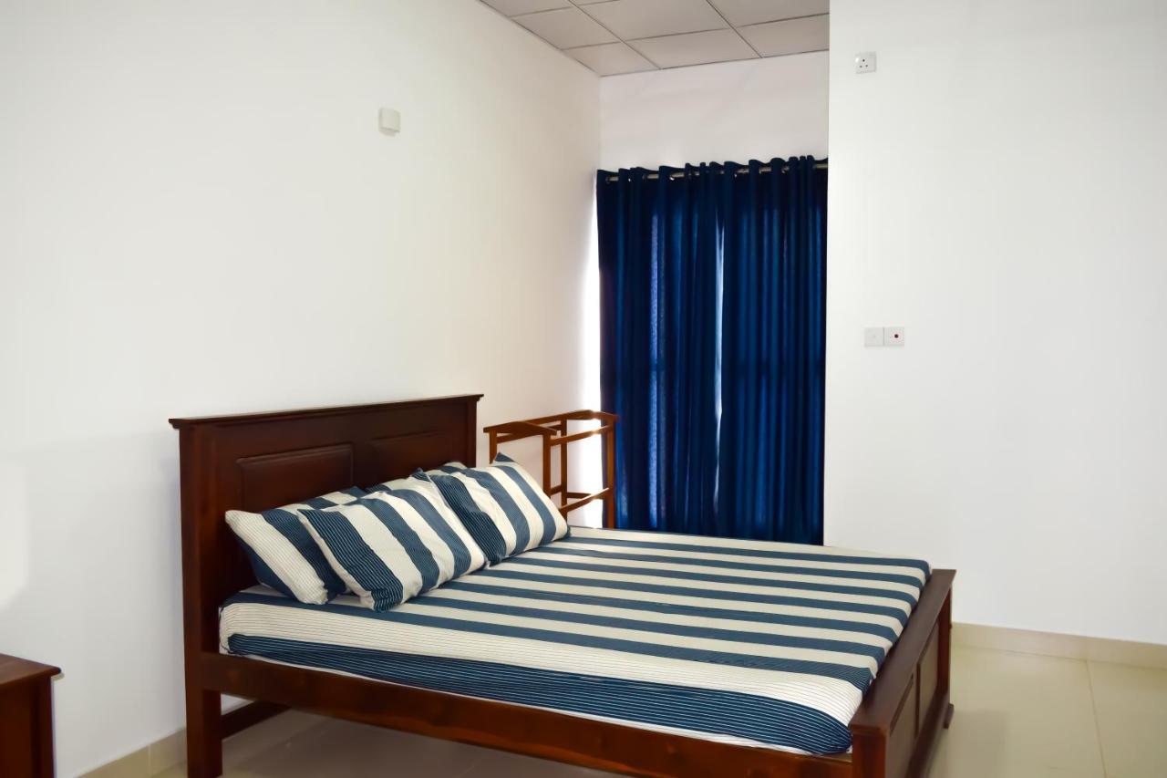 Catamaran6 Guest Inn Тринкомале Екстериор снимка