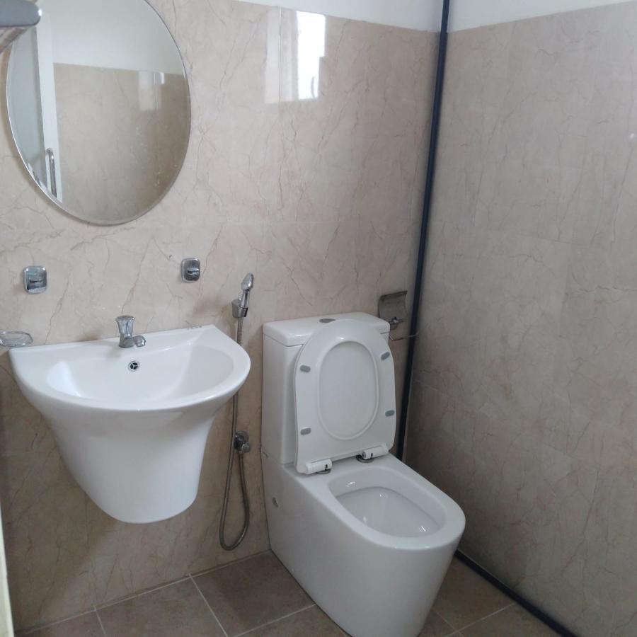 Catamaran6 Guest Inn Тринкомале Екстериор снимка